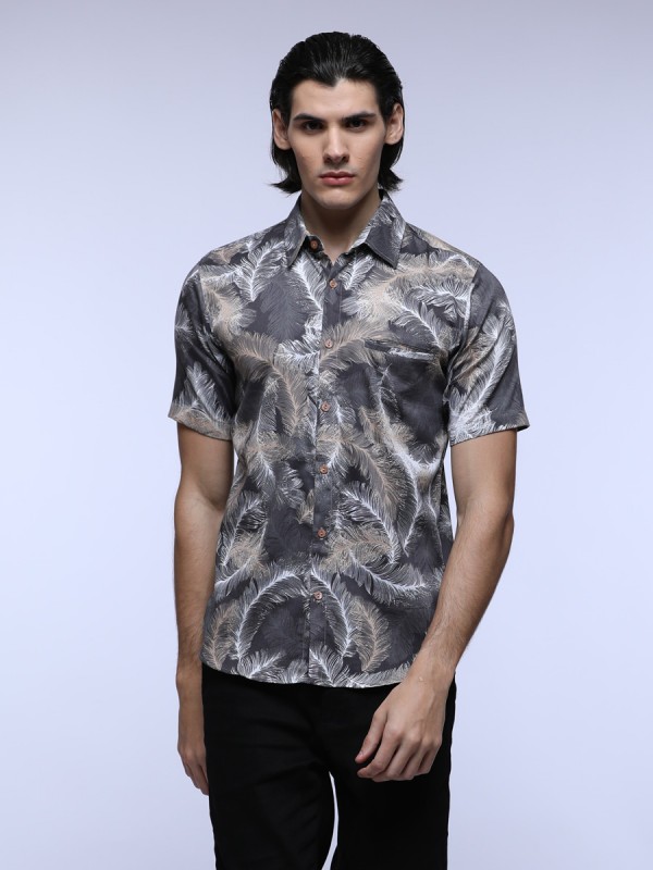 Baronne Feathgriss Shirt