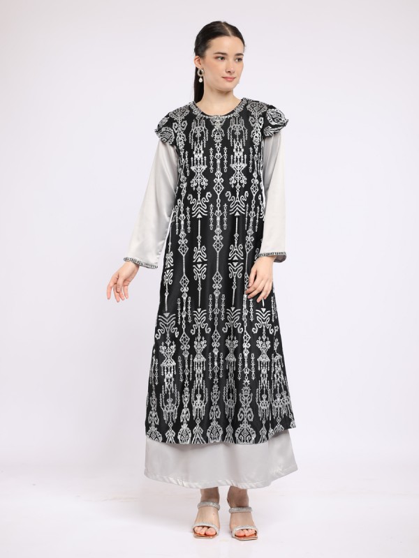 Sarina Tribal Maxi Dress